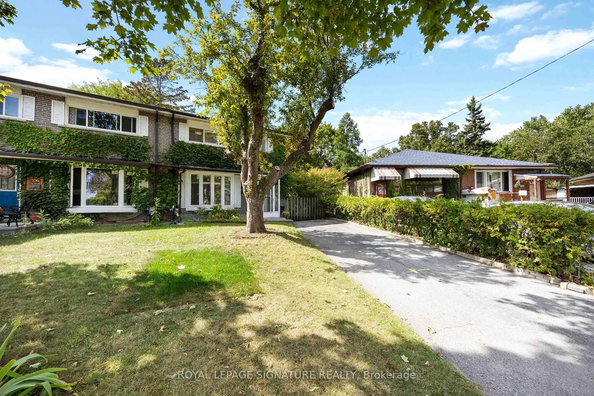 Photo 33 of 104 Billington Crescent, North York, Parkwoods-Donalda — HOMEH