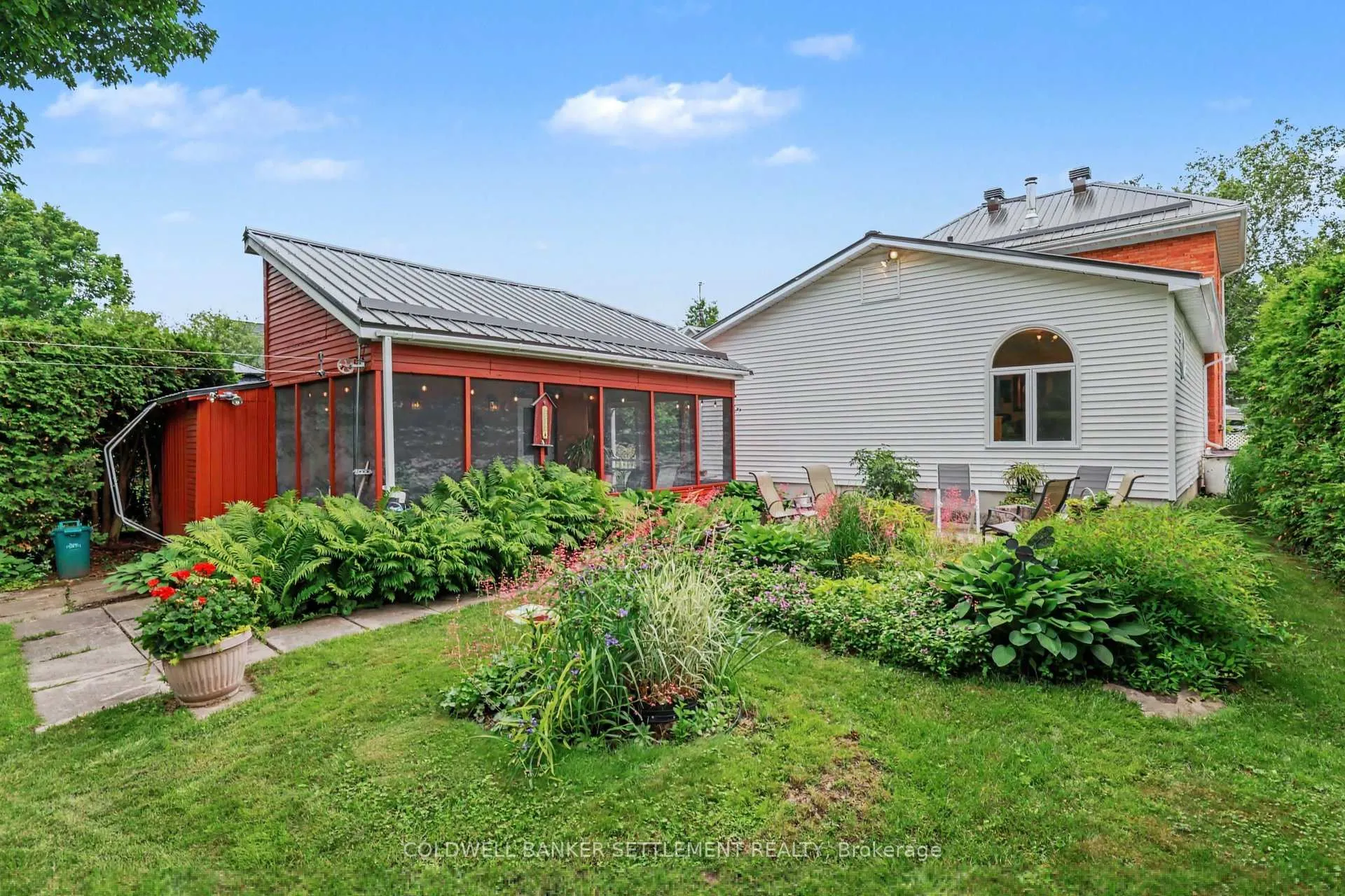 Photo 29 of 101 Drummond Street E, Perth, Perth — HOMEH