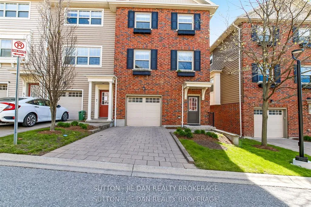 Photo 1 of Unit 9, 1850 Beaverbrook Avenue, London, North M — HOMEH