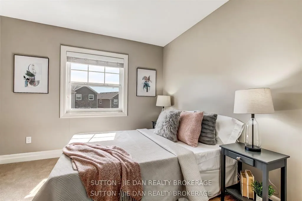 Photo 8 of Unit 9, 1850 Beaverbrook Avenue, London, North M — HOMEH