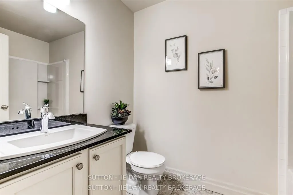 Photo 9 of Unit 9, 1850 Beaverbrook Avenue, London, North M — HOMEH