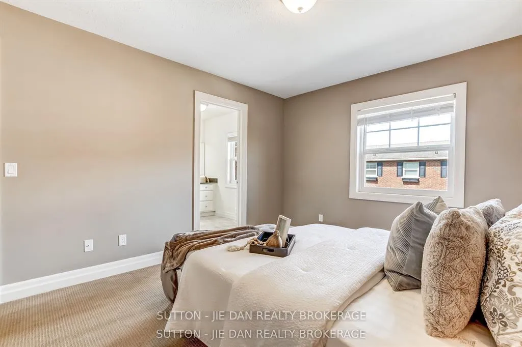 Photo 10 of Unit 9, 1850 Beaverbrook Avenue, London, North M — HOMEH