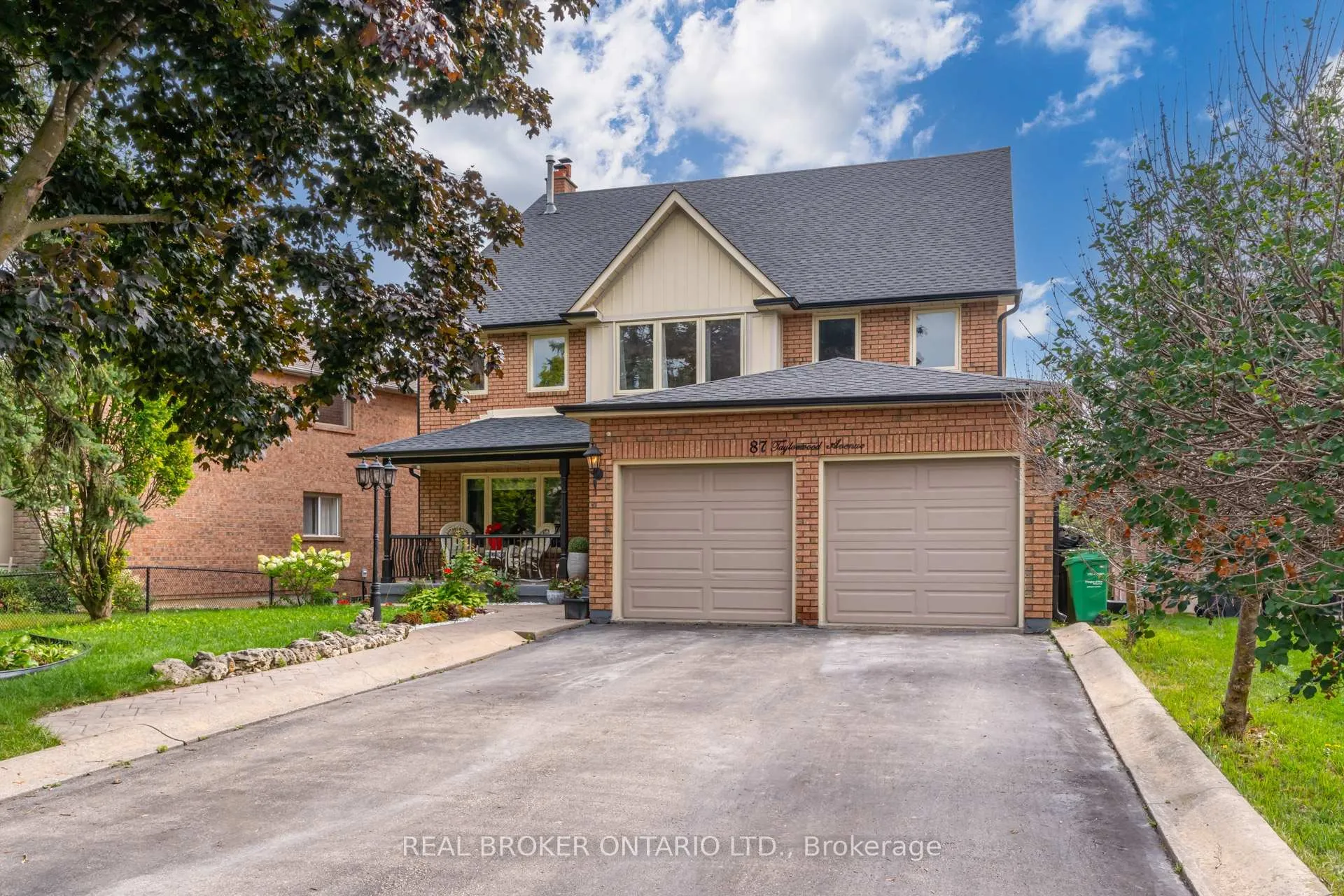 Photo 2 of 87 Taylorwood Avenue, Caledon, Bolton North — HOMEH