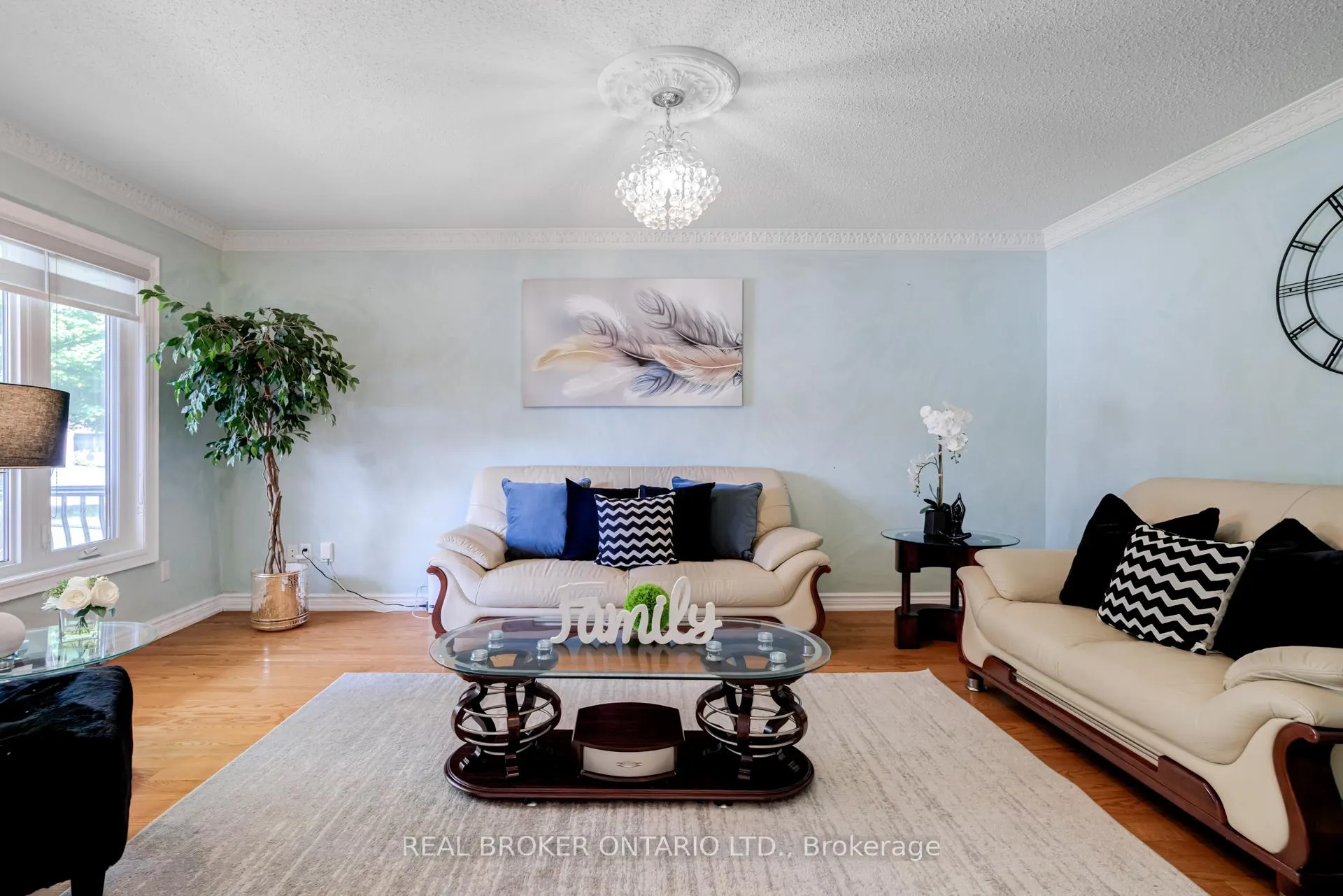 Photo 13 of 87 Taylorwood Avenue, Caledon, Bolton North — HOMEH