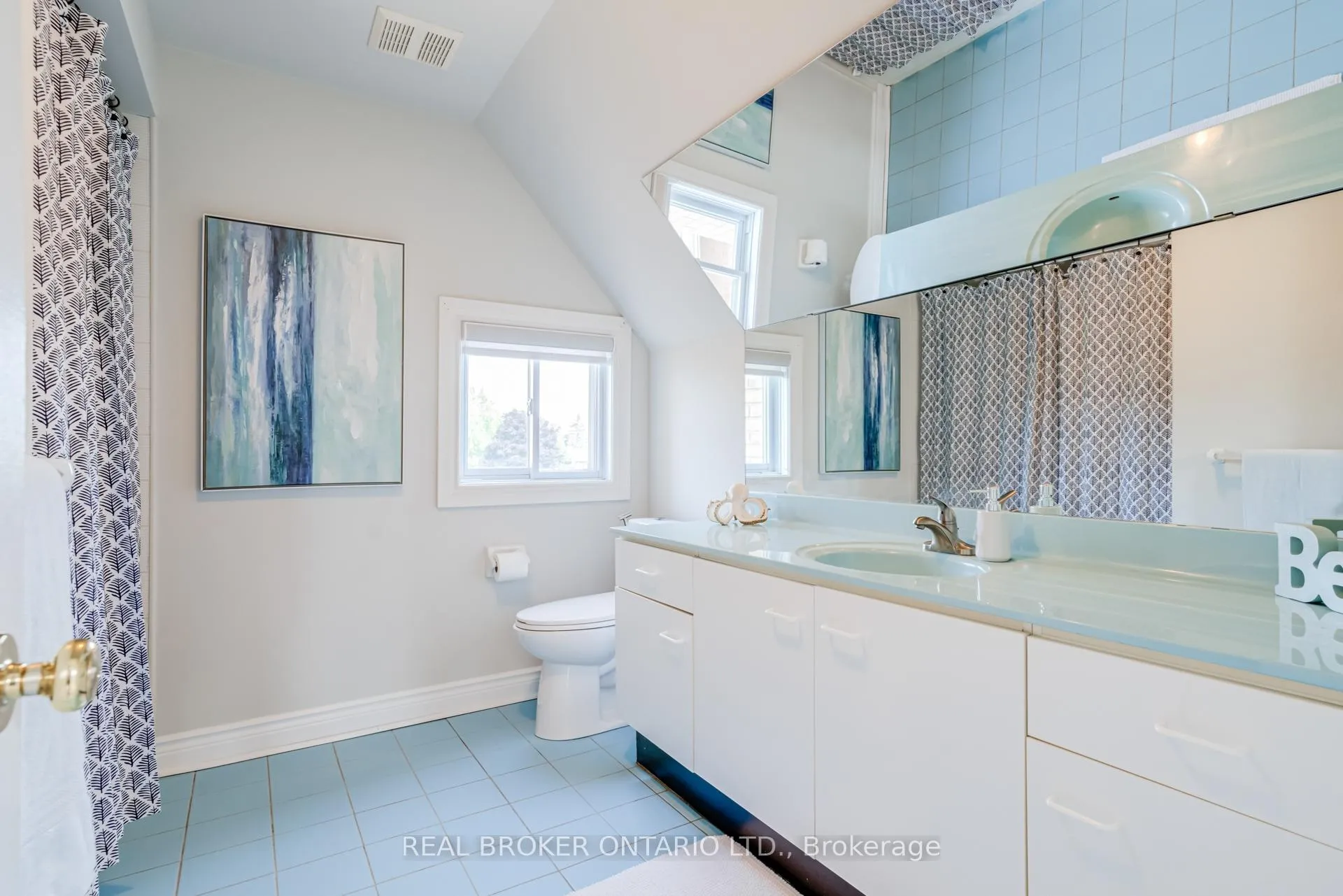 Photo 40 of 87 Taylorwood Avenue, Caledon, Bolton North — HOMEH