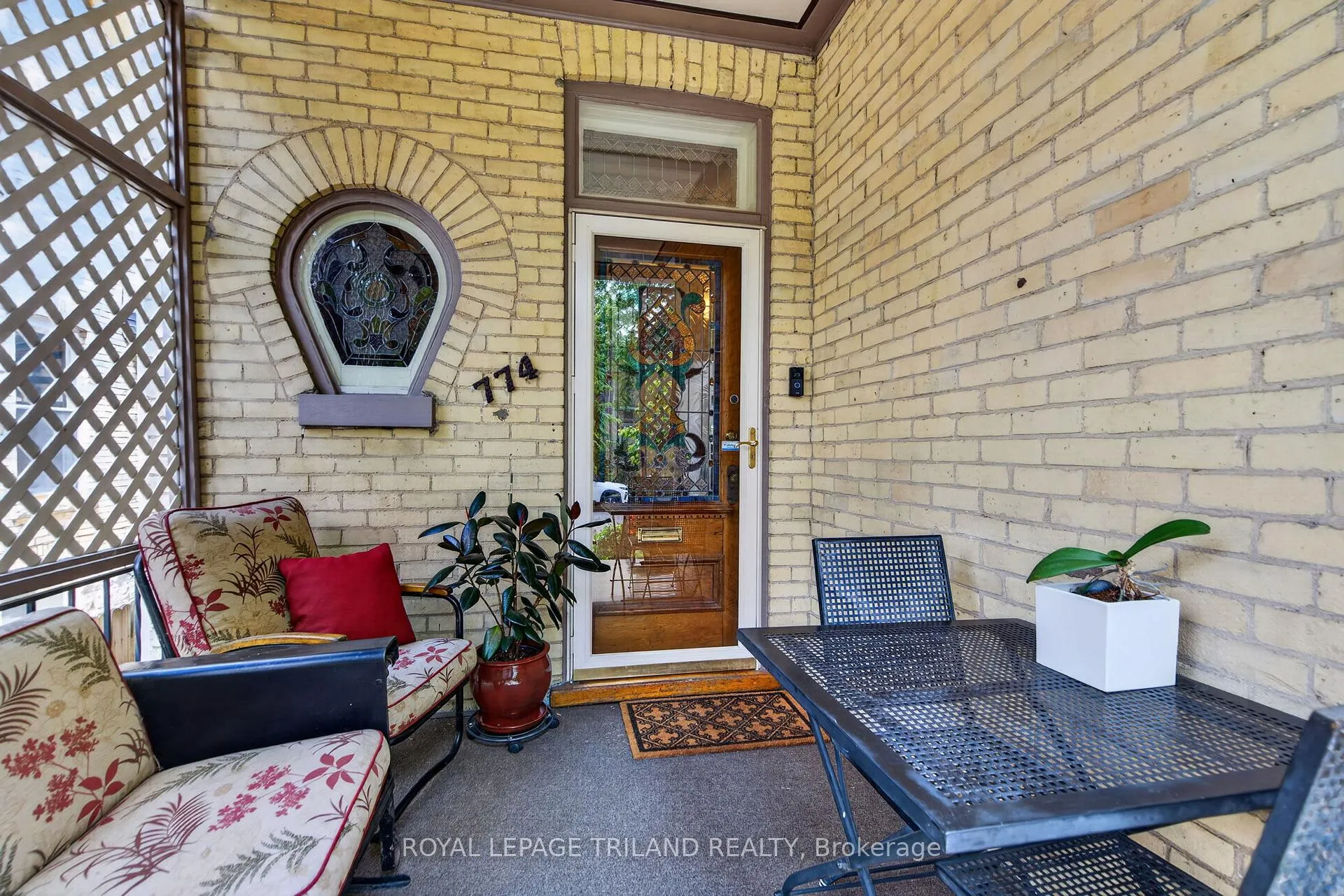 Photo 3 of 774 Hellmuth Avenue, London, East B — HOMEH
