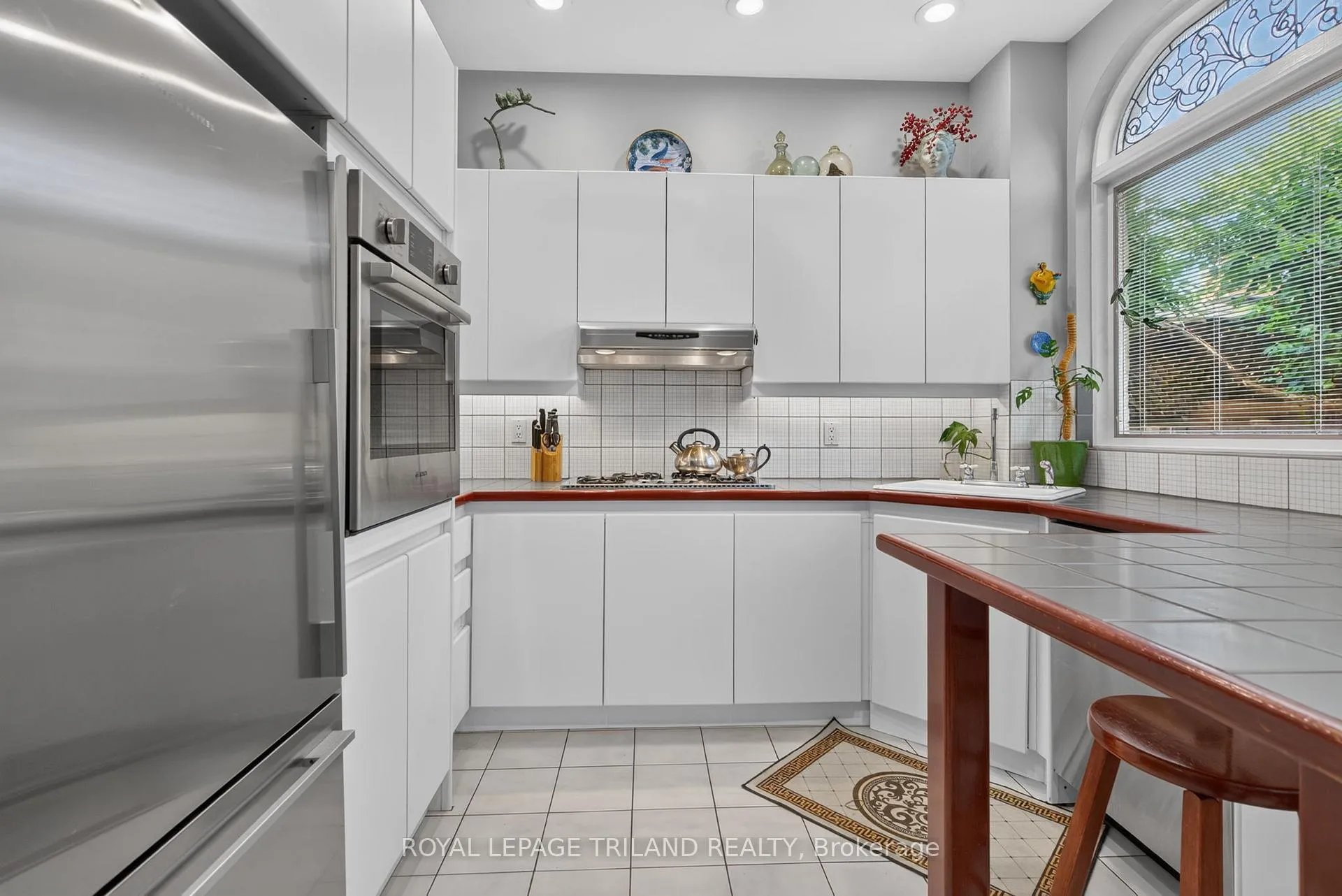Photo 14 of 774 Hellmuth Avenue, London, East B — HOMEH