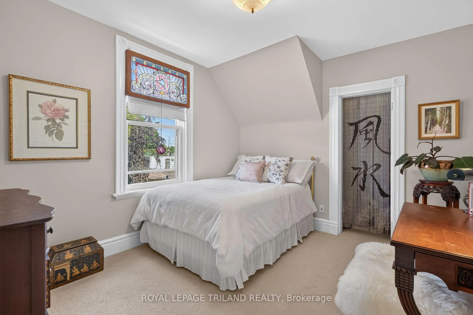 Photo 19 of 774 Hellmuth Avenue, London, East B — HOMEH