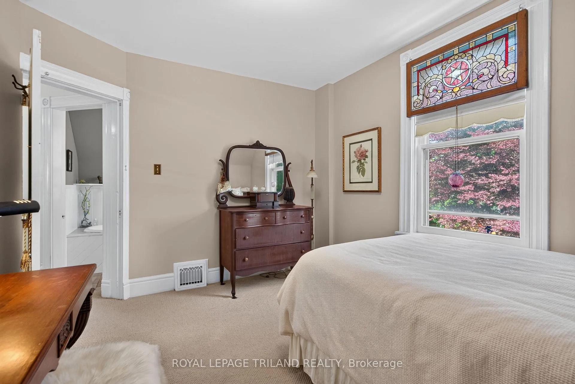 Photo 20 of 774 Hellmuth Avenue, London, East B — HOMEH