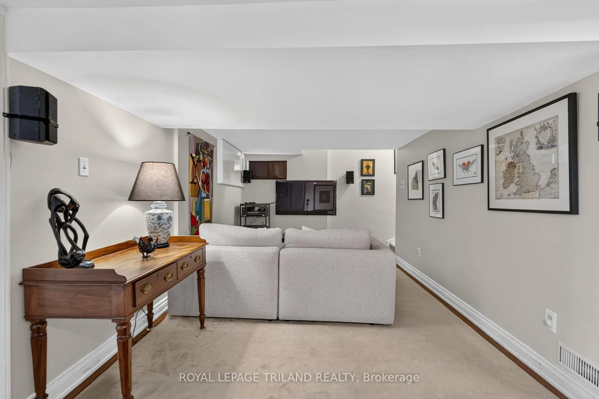 Photo 27 of 774 Hellmuth Avenue, London, East B — HOMEH