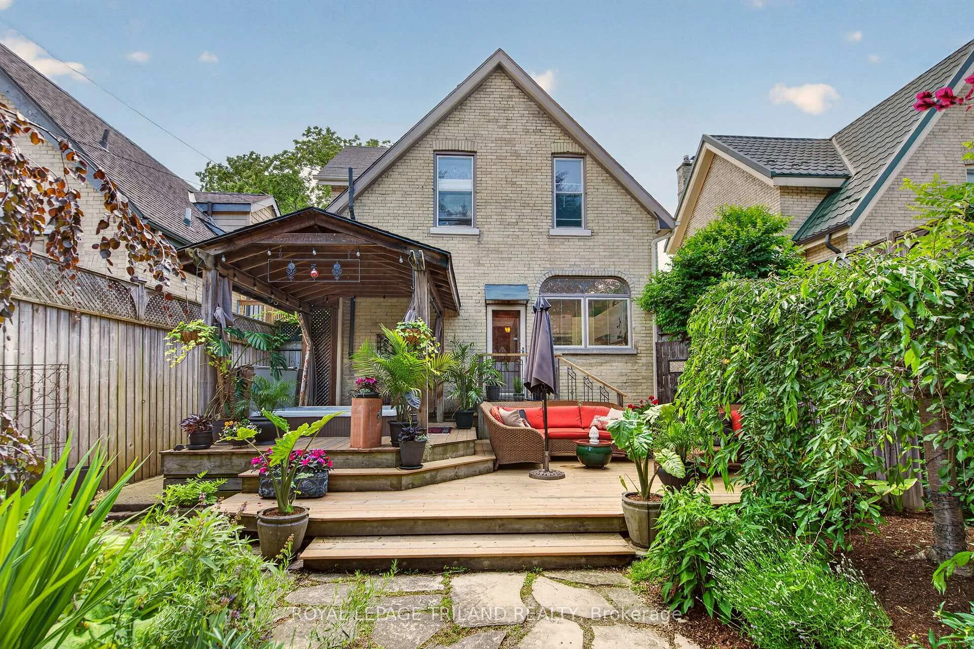 Photo 38 of 774 Hellmuth Avenue, London, East B — HOMEH