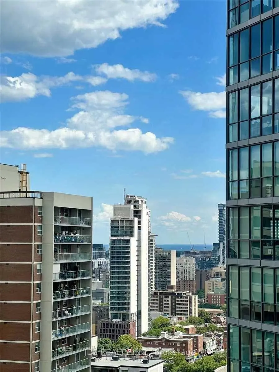 Photo 11 of Unit 2002, 42 Charles Street E, Toronto, Church-Yonge Corridor — HOMEH