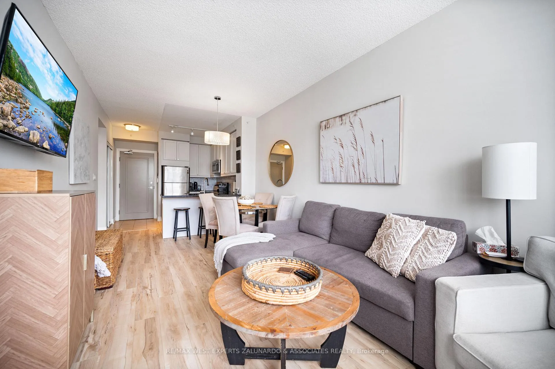 Photo 21 of Unit 207, 2396 Major Mackenzie Drive, Vaughan, Maple — HOMEH