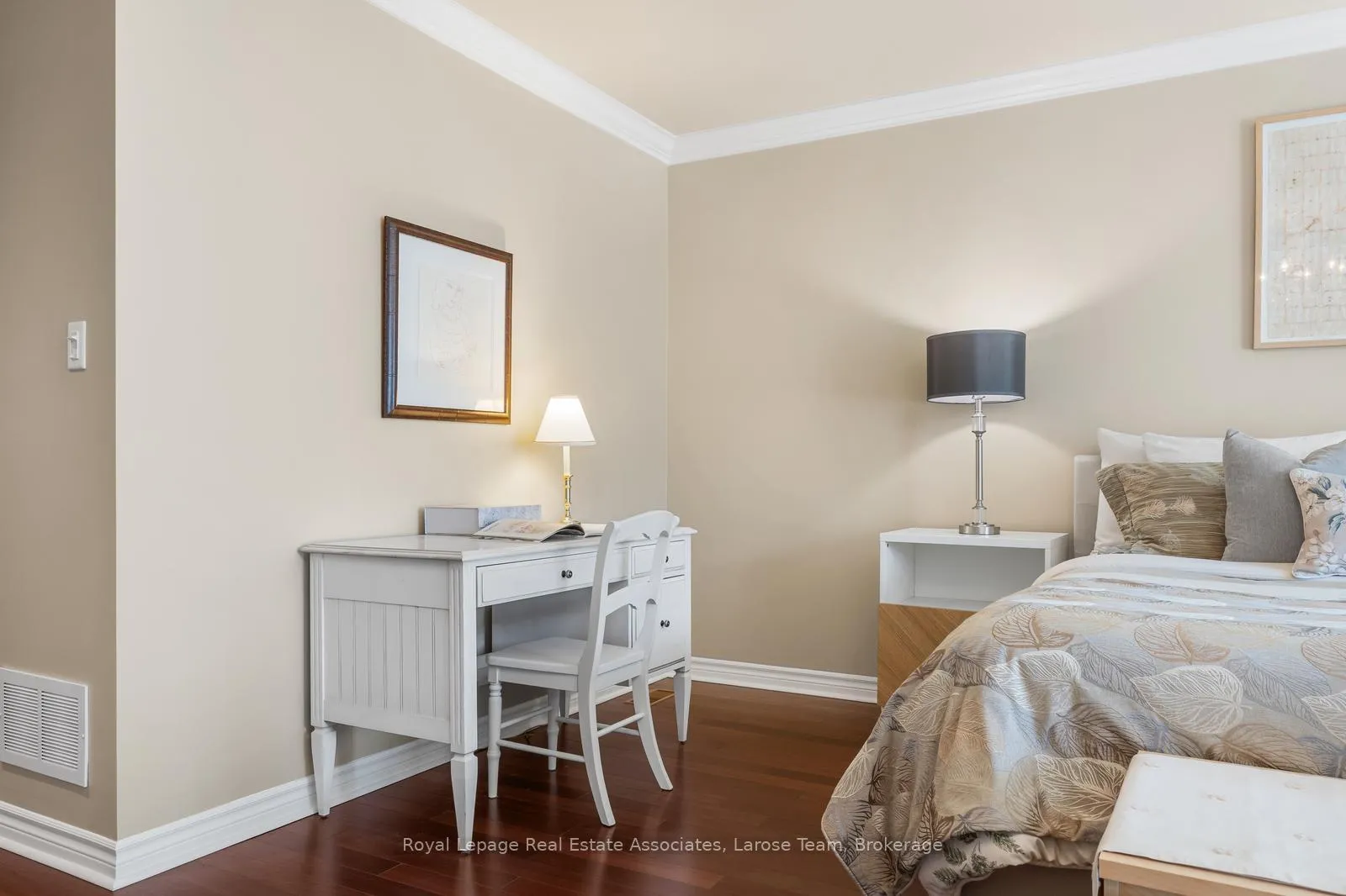 Photo 20 of 1481 Glenwatson Drive, Mississauga, Lakeview — HOMEH