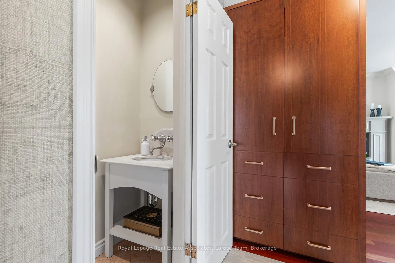 Photo 28 of 1481 Glenwatson Drive, Mississauga, Lakeview — HOMEH