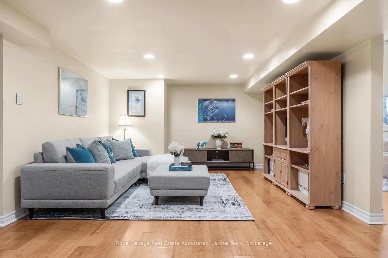 Photo 30 of 1481 Glenwatson Drive, Mississauga, Lakeview — HOMEH