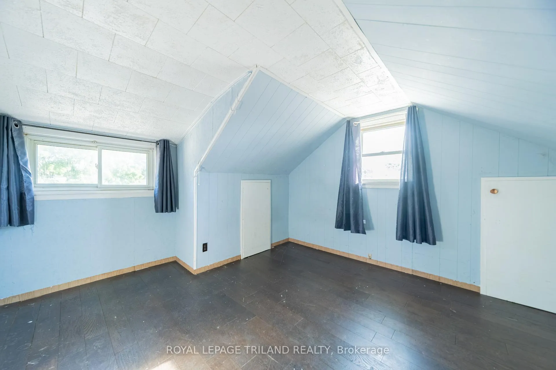 Photo 17 of 52 Nelson Street, Lambton Shores, Thedford — HOMEH