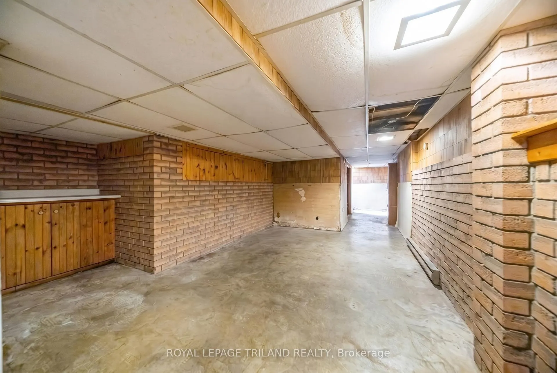 Photo 23 of 52 Nelson Street, Lambton Shores, Thedford — HOMEH