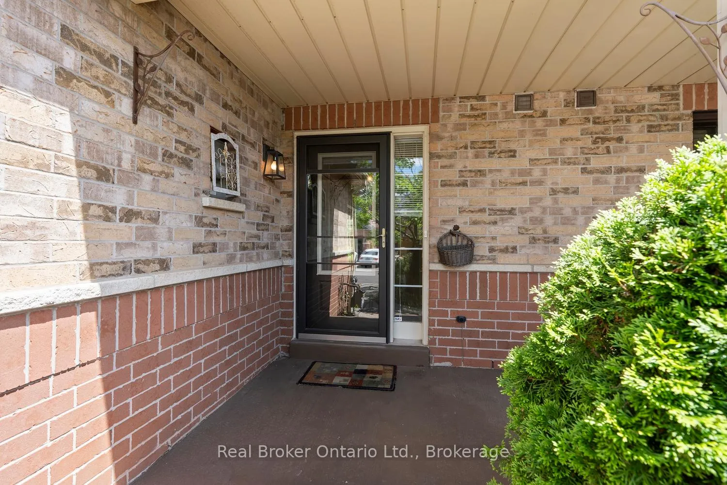 Photo 4 of 360 Kittridge Road, Oakville, Wedgewood Creek — HOMEH
