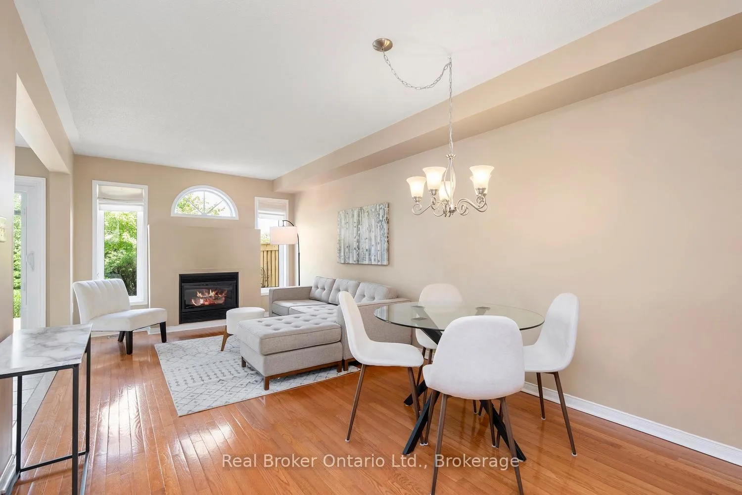 Photo 9 of 360 Kittridge Road, Oakville, Wedgewood Creek — HOMEH