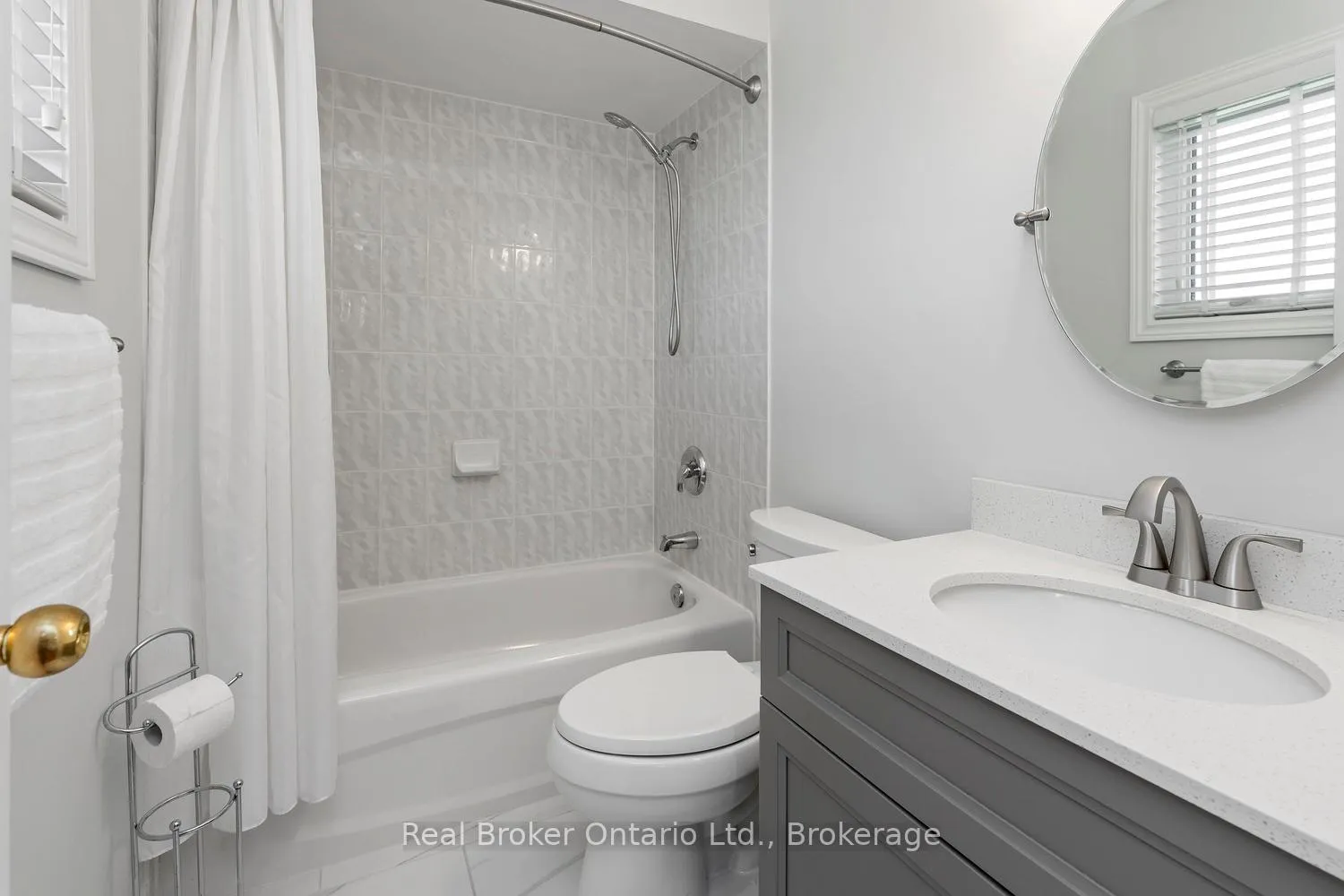 Photo 28 of 360 Kittridge Road, Oakville, Wedgewood Creek — HOMEH