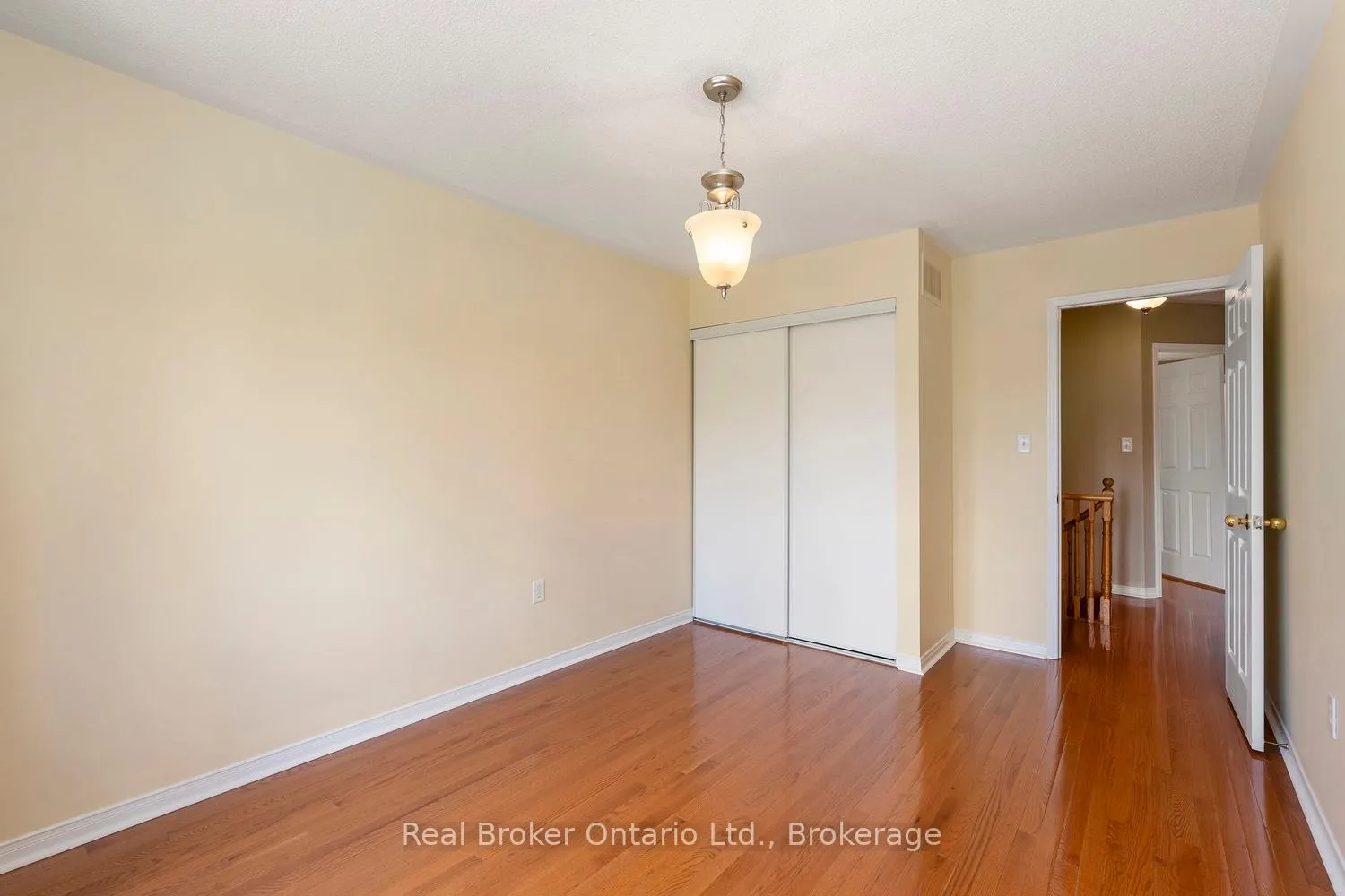Photo 34 of 360 Kittridge Road, Oakville, Wedgewood Creek — HOMEH
