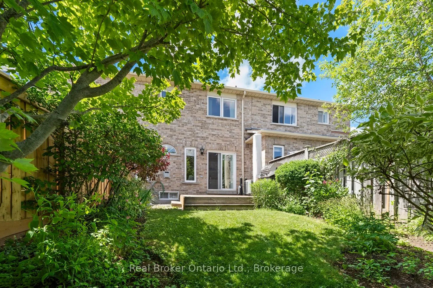 Photo 45 of 360 Kittridge Road, Oakville, Wedgewood Creek — HOMEH