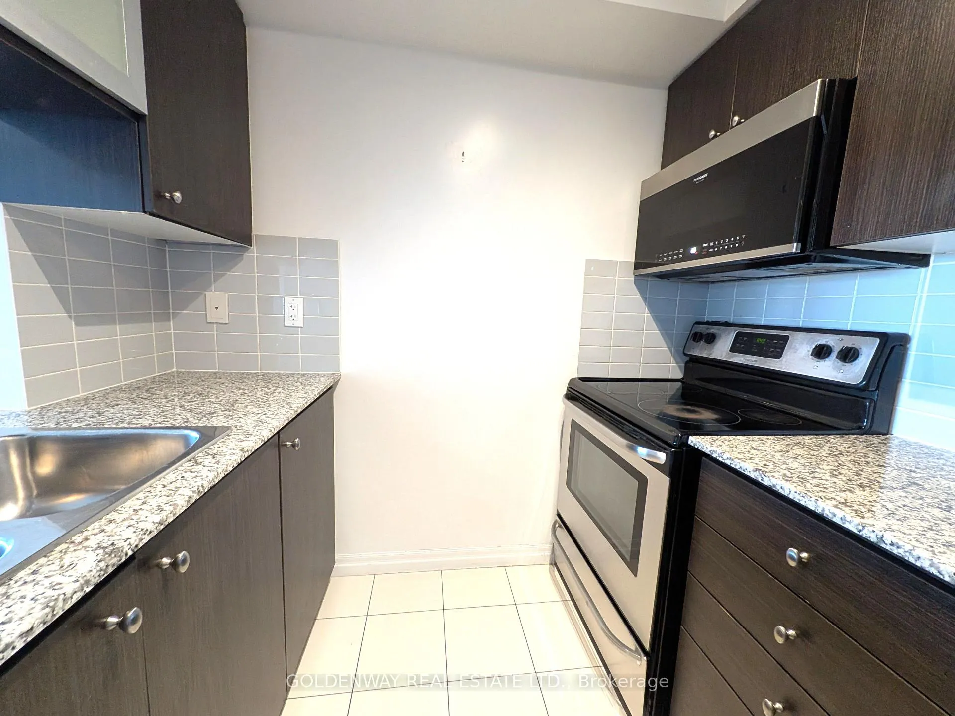 Photo 10 of Unit 2310, 2015 Sheppard Avenue E, North York, Henry Farm — HOMEH