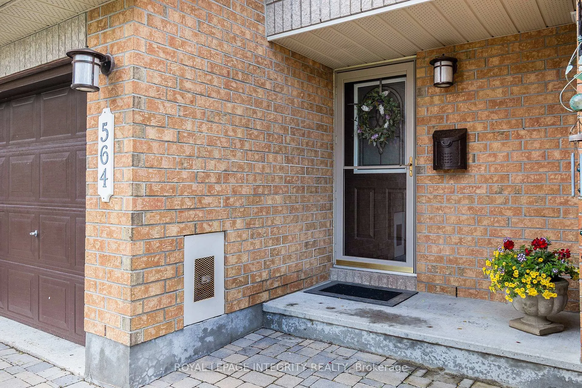 Photo 11 of 564 Renaissance Drive, Ottawa, Avalon East — HOMEH