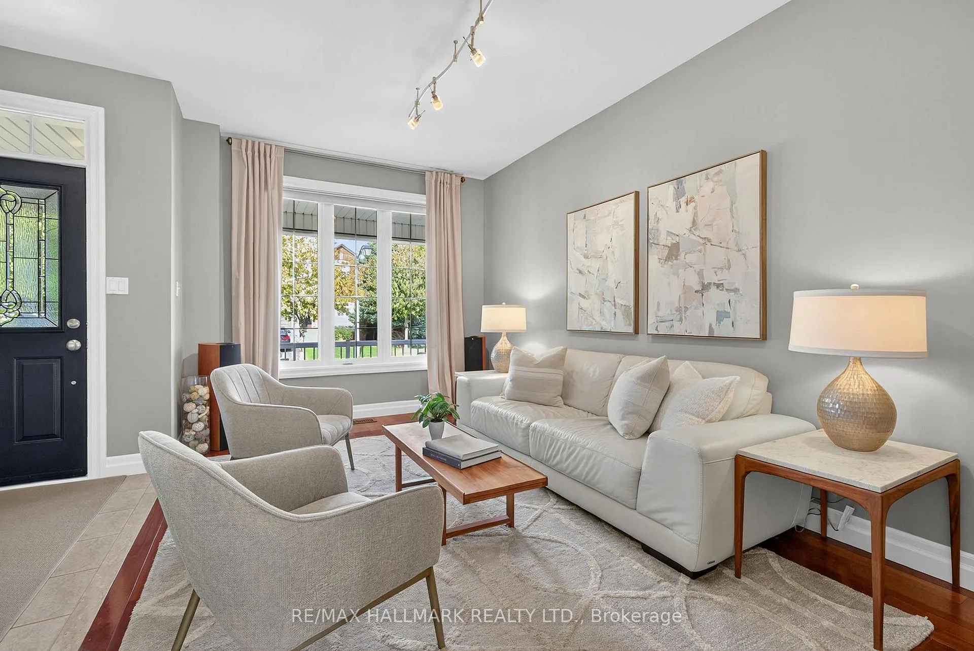 Photo 3 of 12 Forest Manor Place, Markham, Wismer — HOMEH
