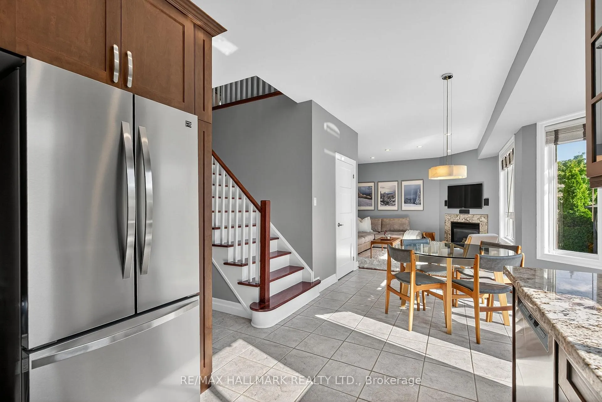 Photo 5 of 12 Forest Manor Place, Markham, Wismer — HOMEH