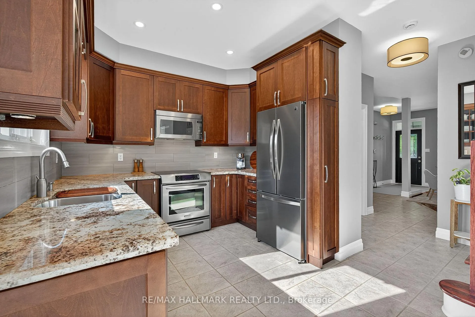 Photo 9 of 12 Forest Manor Place, Markham, Wismer — HOMEH