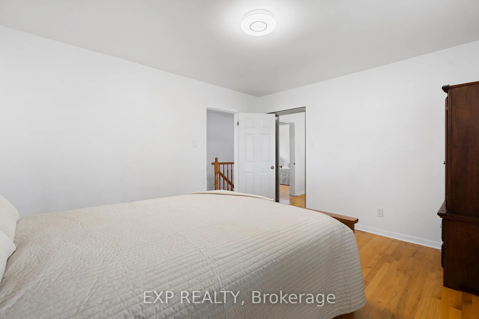 Photo 24 of 2061 Balharrie Avenue, Ottawa, Hawthorne Meadows — HOMEH