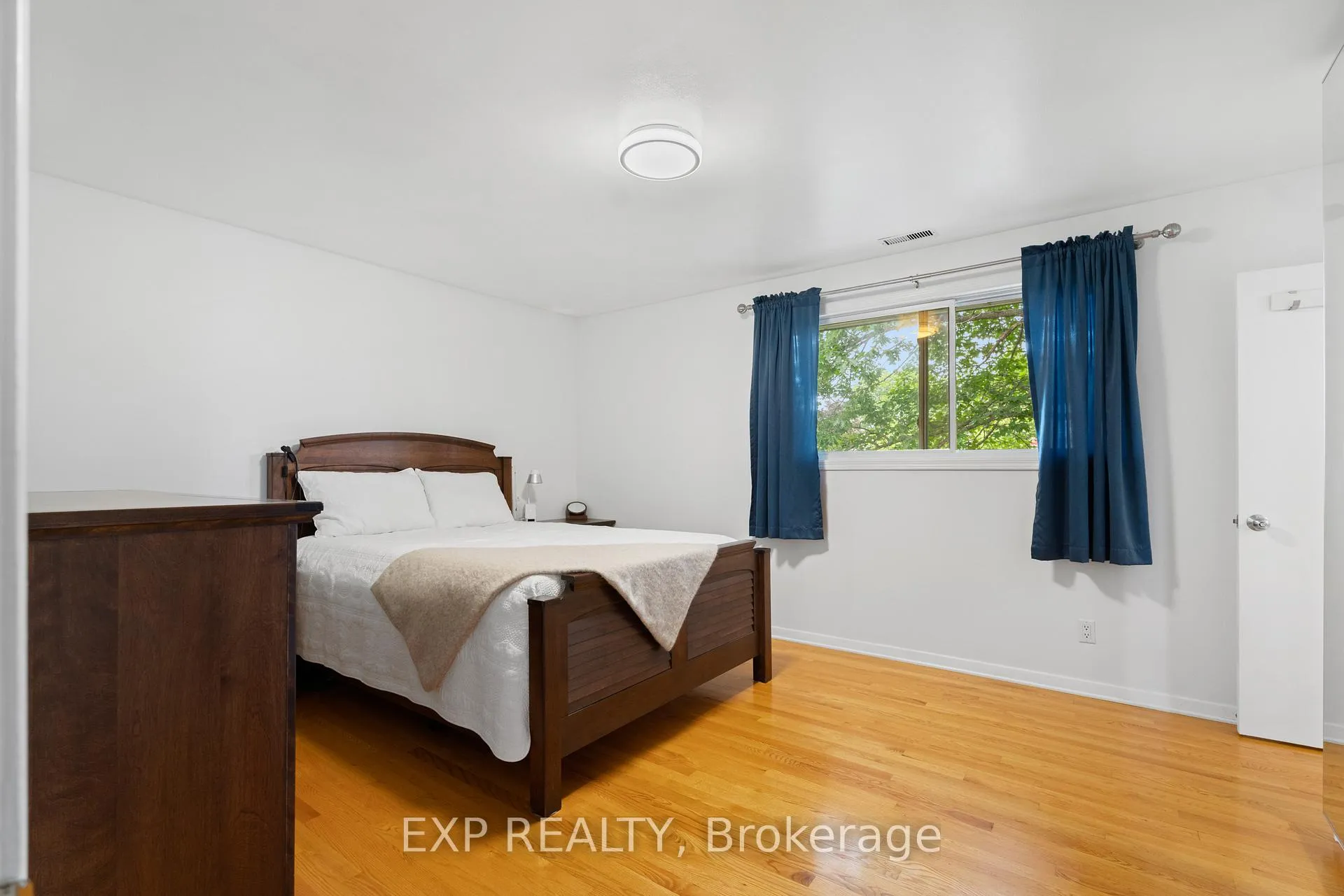 Photo 30 of 2061 Balharrie Avenue, Ottawa, Hawthorne Meadows — HOMEH