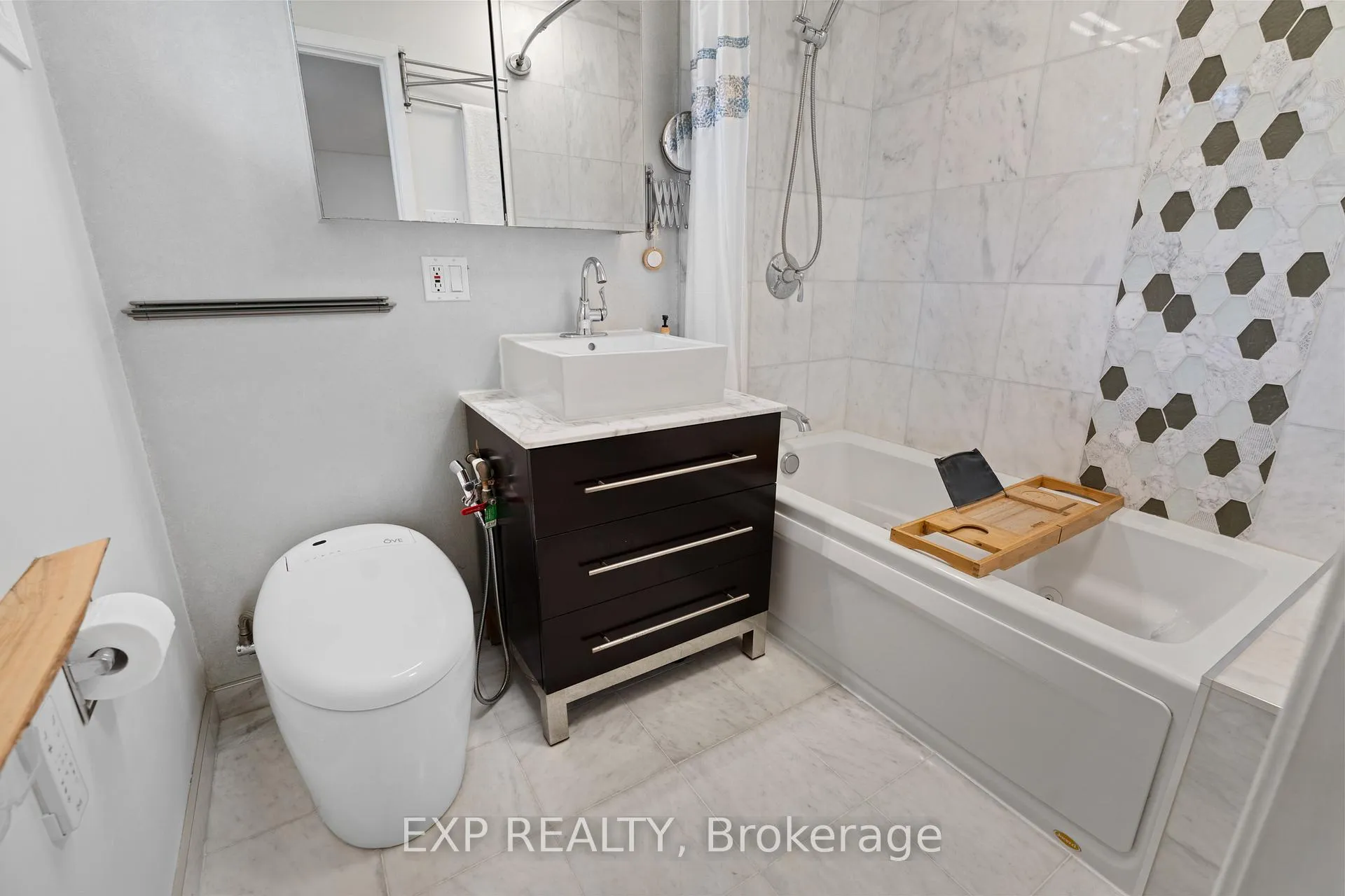 Photo 33 of 2061 Balharrie Avenue, Ottawa, Hawthorne Meadows — HOMEH