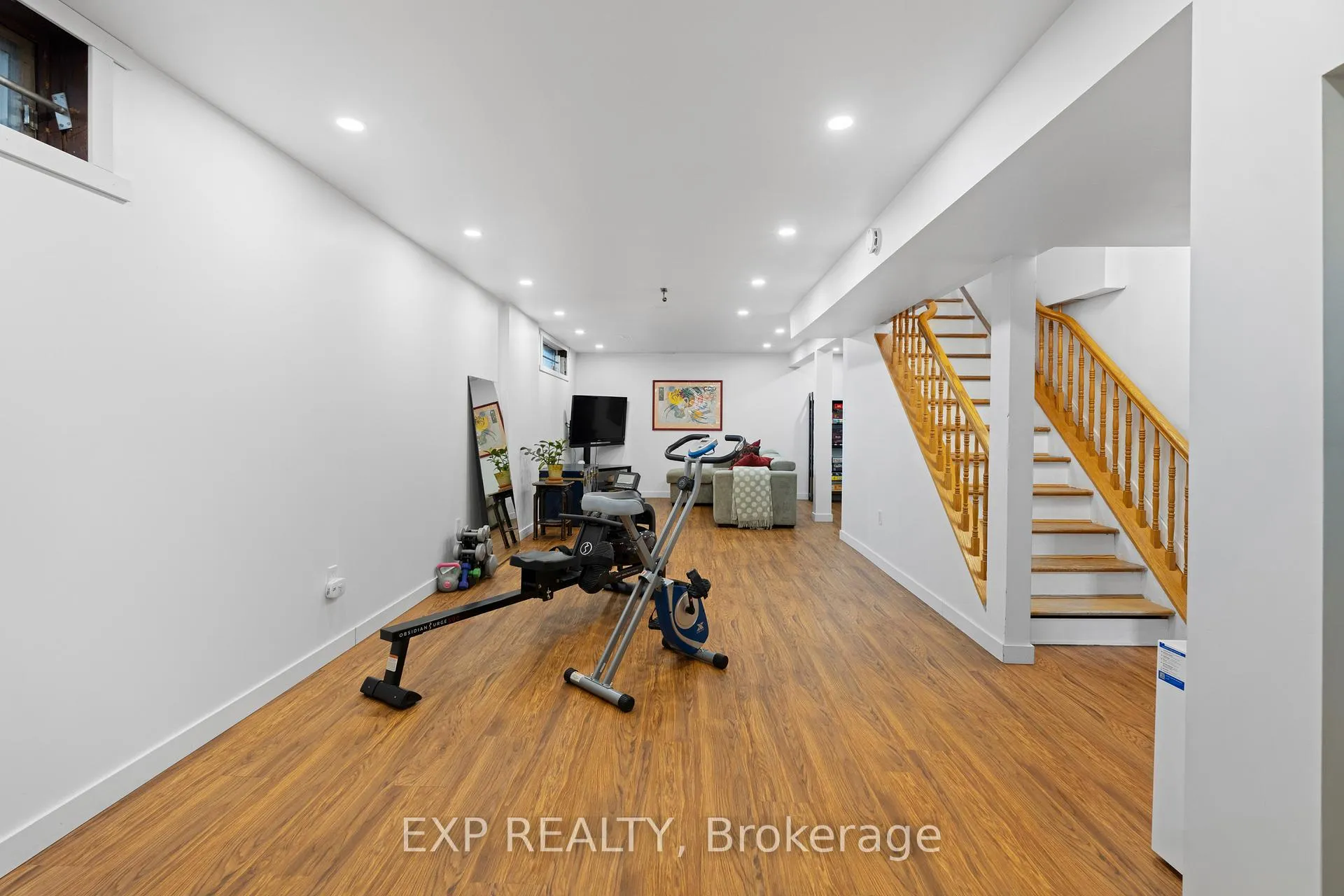 Photo 34 of 2061 Balharrie Avenue, Ottawa, Hawthorne Meadows — HOMEH