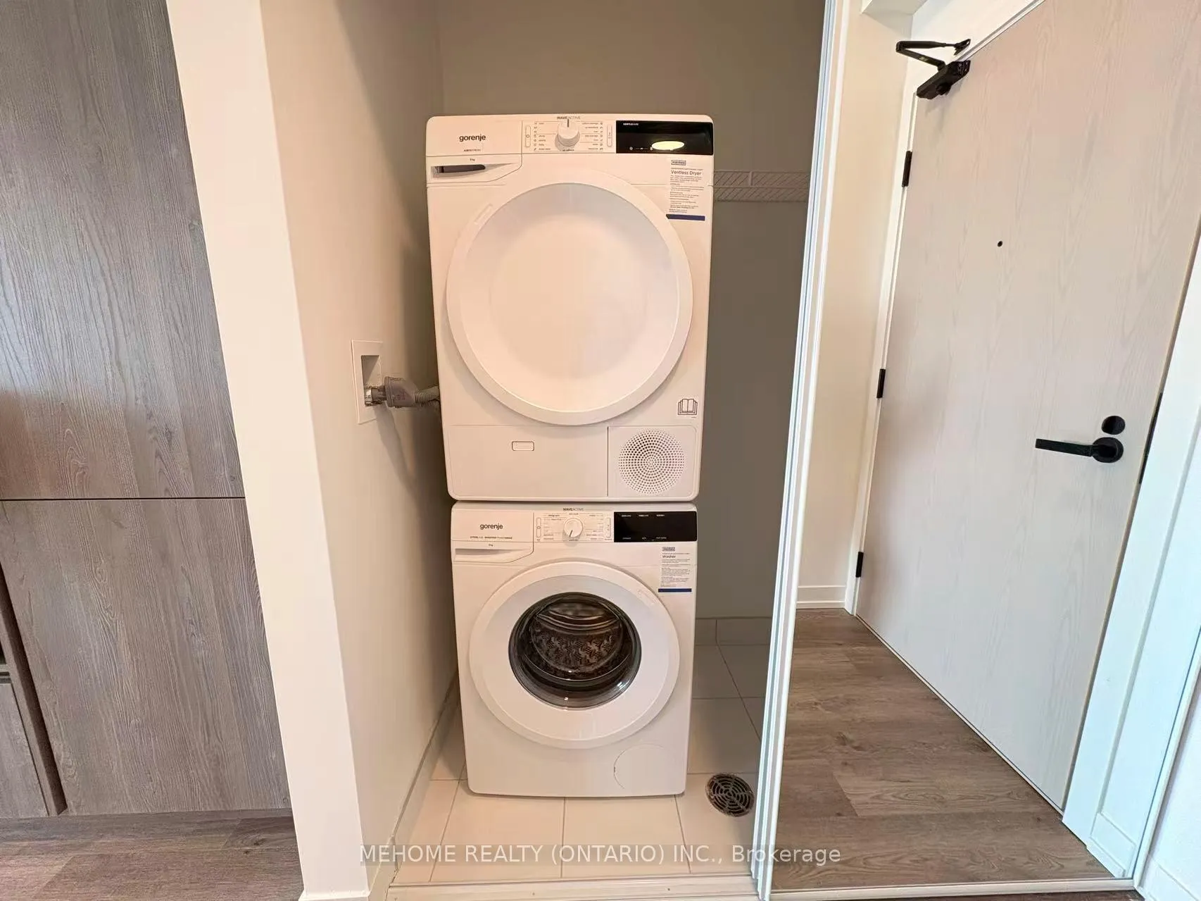 Photo 14 of Unit 5210, 8 Interchange Way, Vaughan, Vaughan Corporate Centre — HOMEH