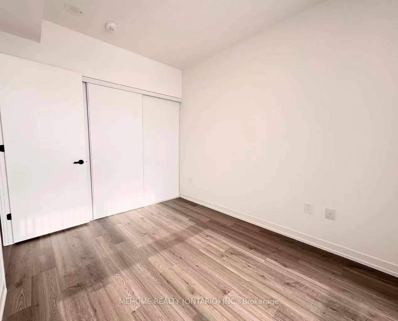 Photo 15 of Unit 5210, 8 Interchange Way, Vaughan, Vaughan Corporate Centre — HOMEH