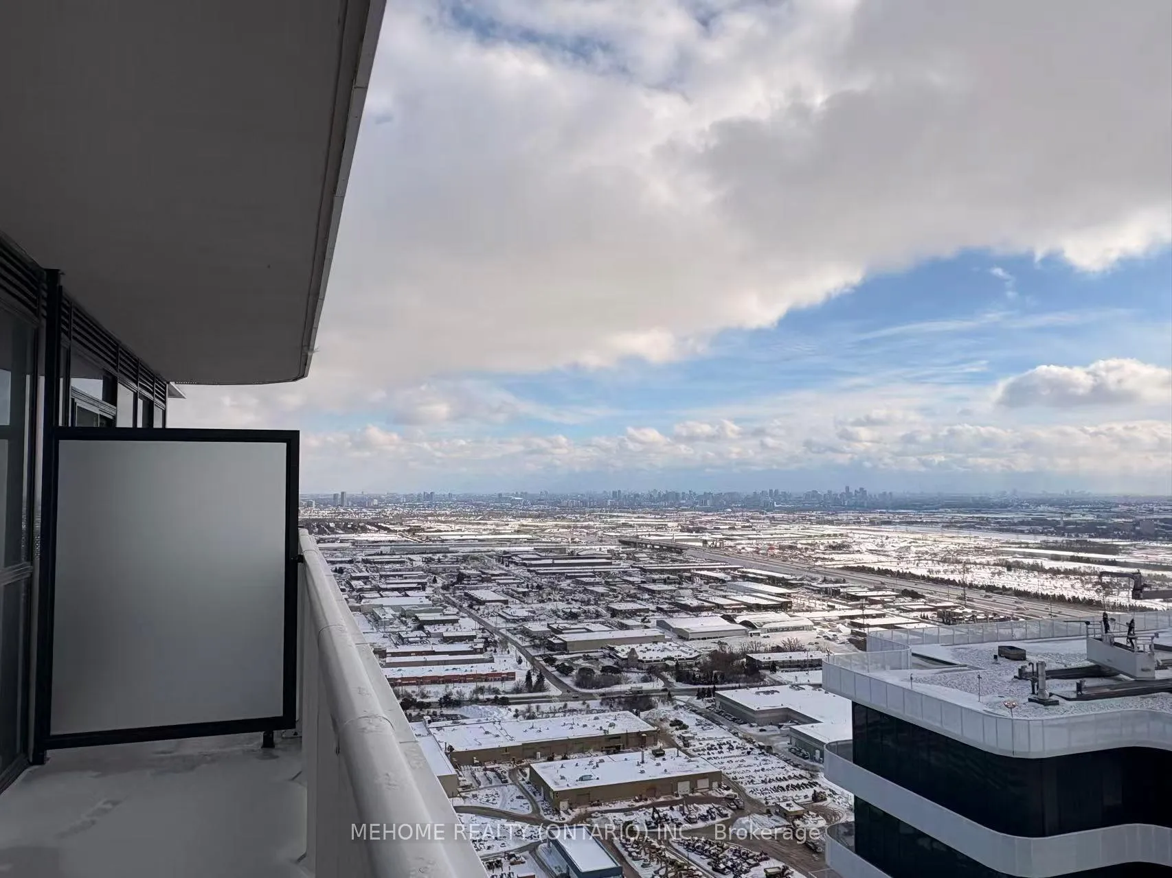 Photo 20 of Unit 5210, 8 Interchange Way, Vaughan, Vaughan Corporate Centre — HOMEH