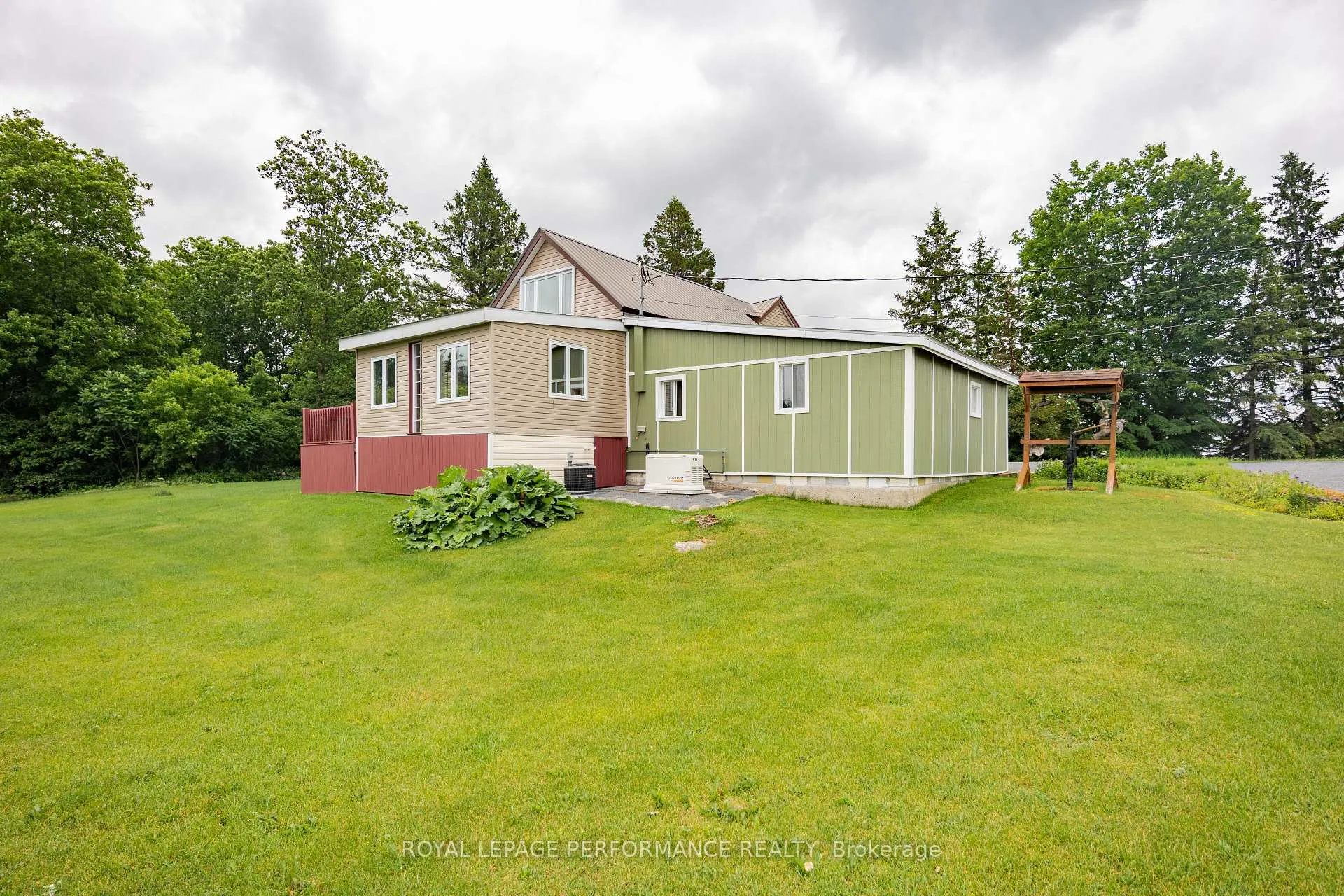 Photo 5 of 20195 Kenyon Conc Rd 1, North Glengarry, North Glengarry (Kenyon) Twp — HOMEH