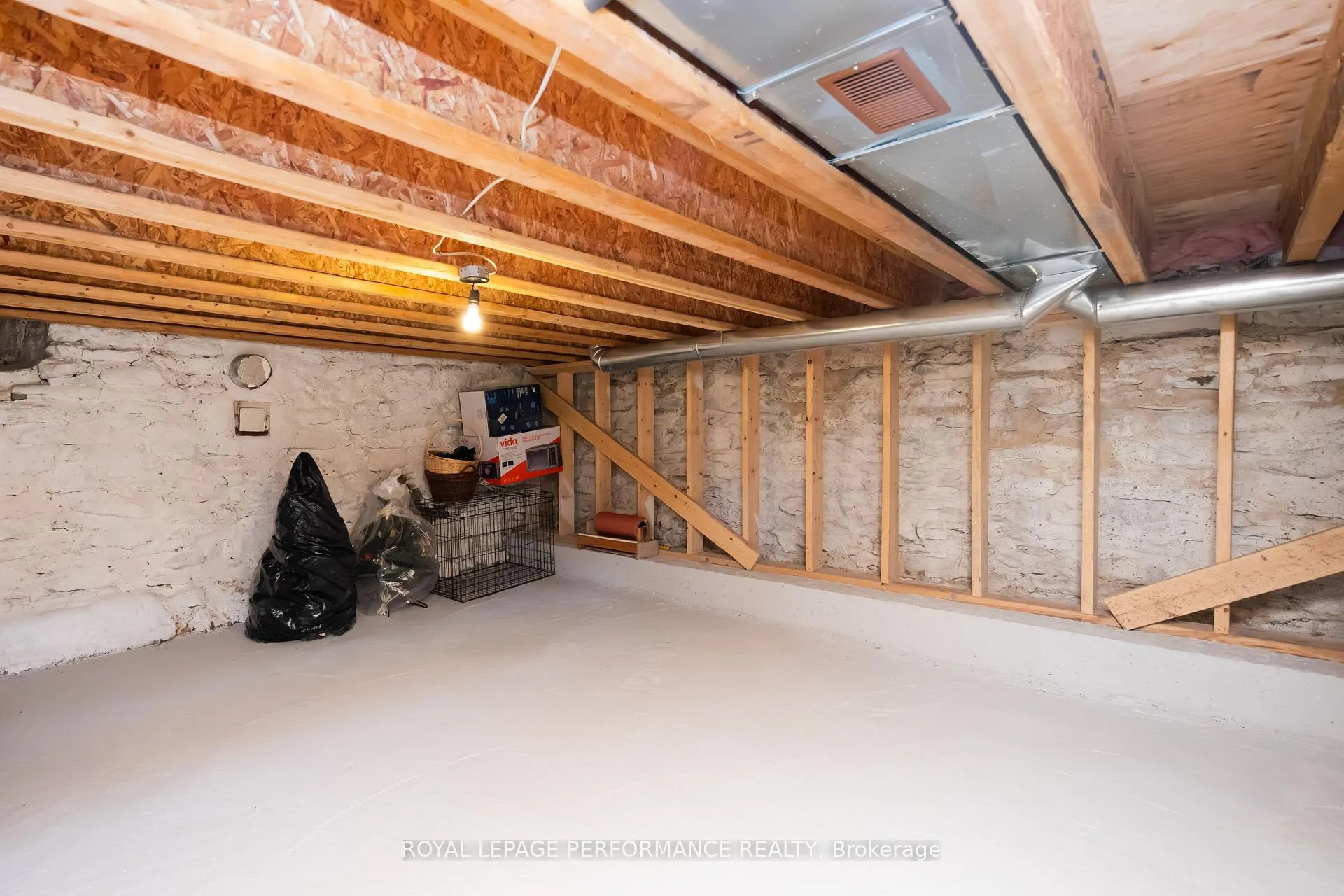 Photo 45 of 20195 Kenyon Conc Rd 1, North Glengarry, North Glengarry (Kenyon) Twp — HOMEH