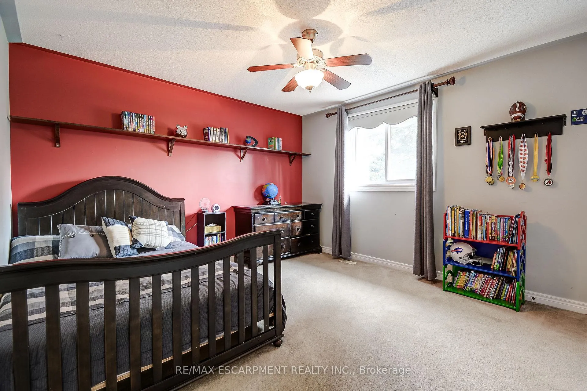 Photo 29 of 20 Derbyshire Street, Hamilton, Ancaster — HOMEH
