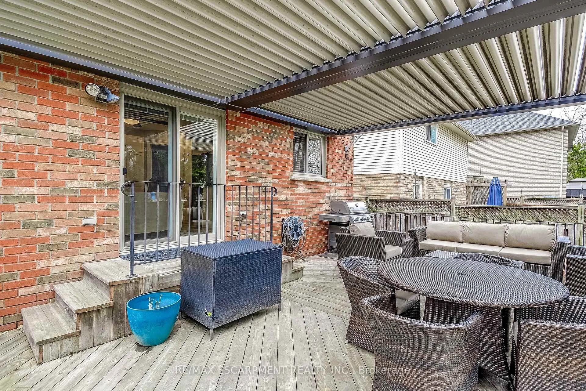 Photo 44 of 20 Derbyshire Street, Hamilton, Ancaster — HOMEH