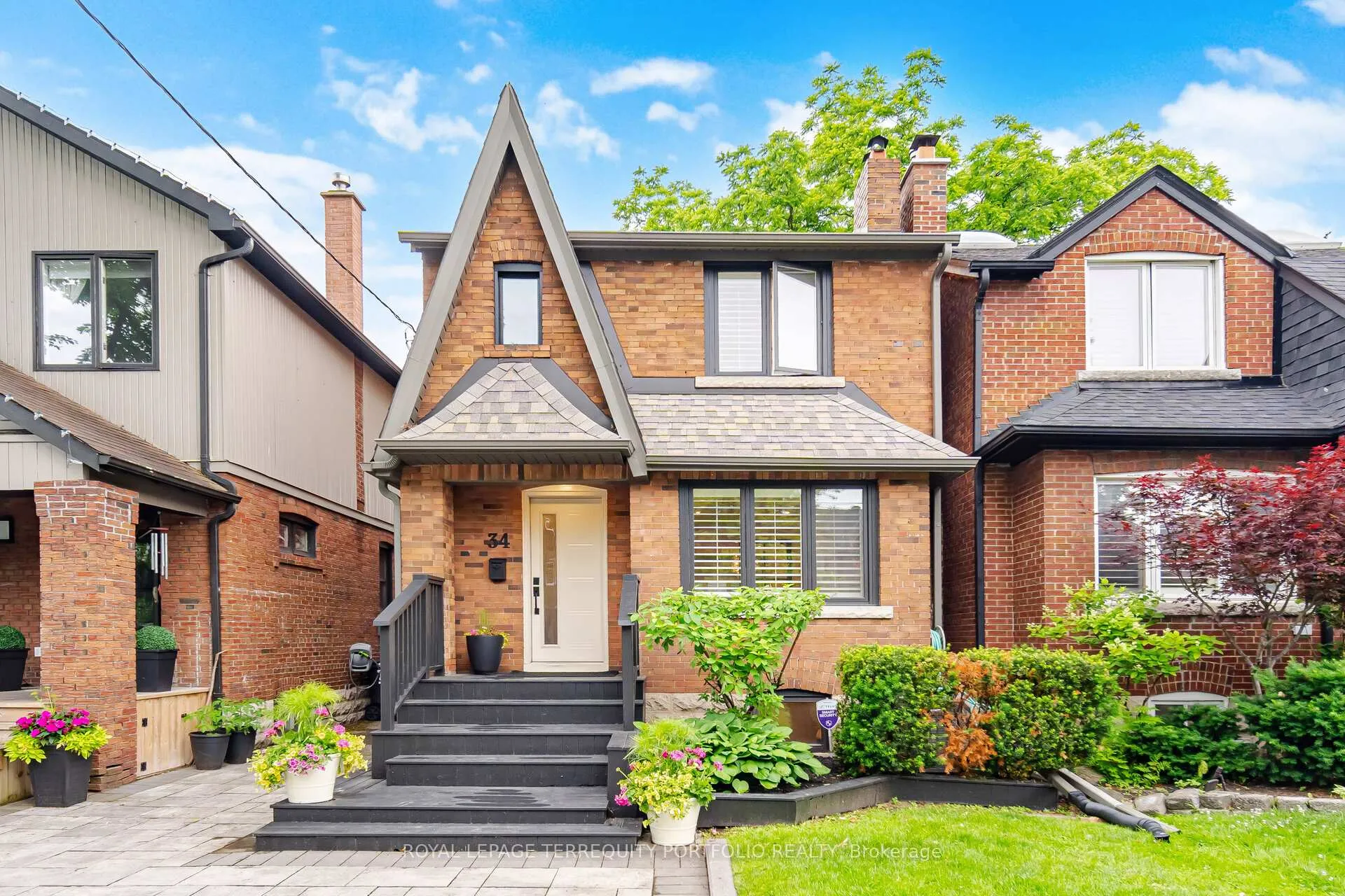 Photo 1 of 34 Donegall Drive, Toronto, Leaside — HOMEH