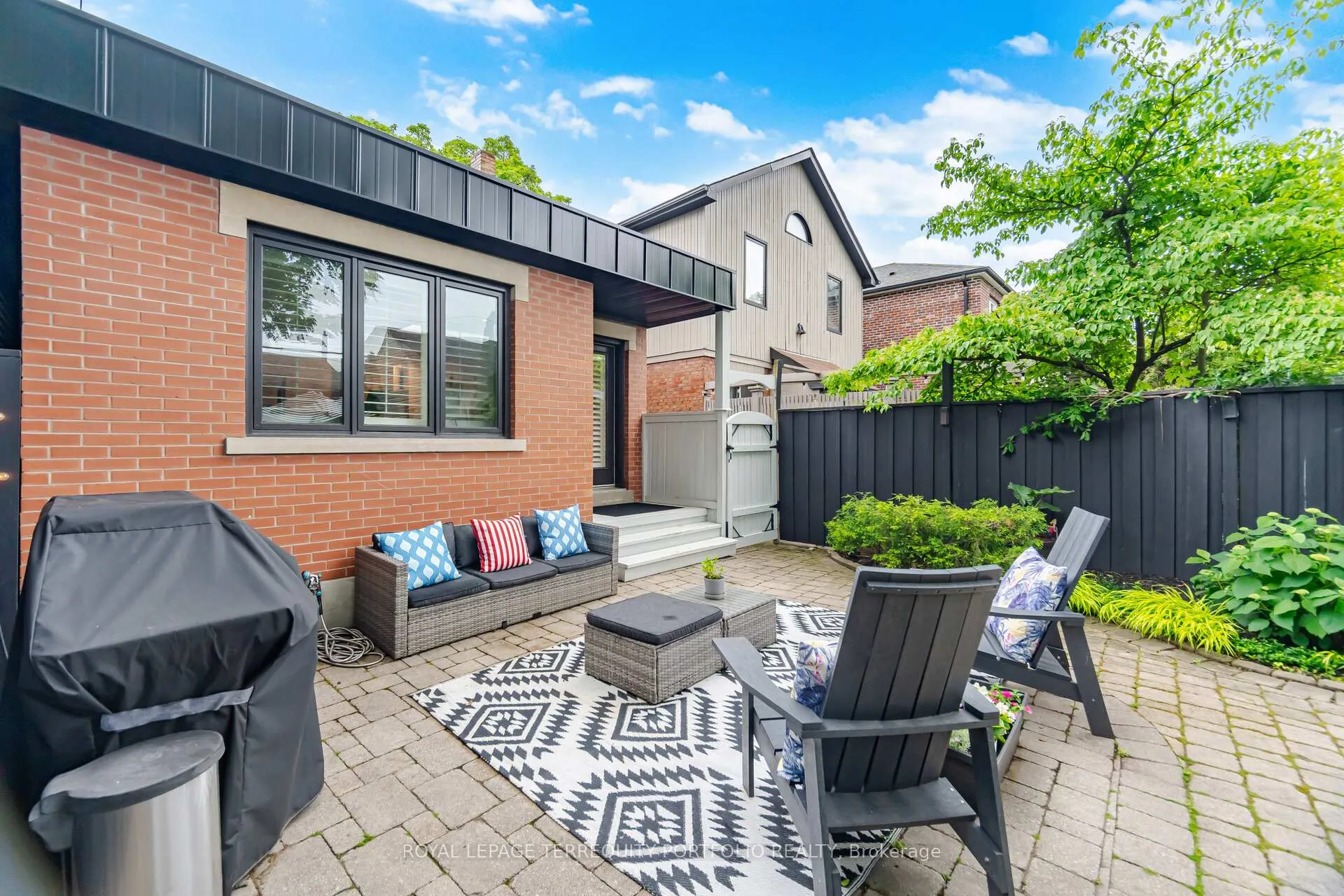 Photo 43 of 34 Donegall Drive, Toronto, Leaside — HOMEH