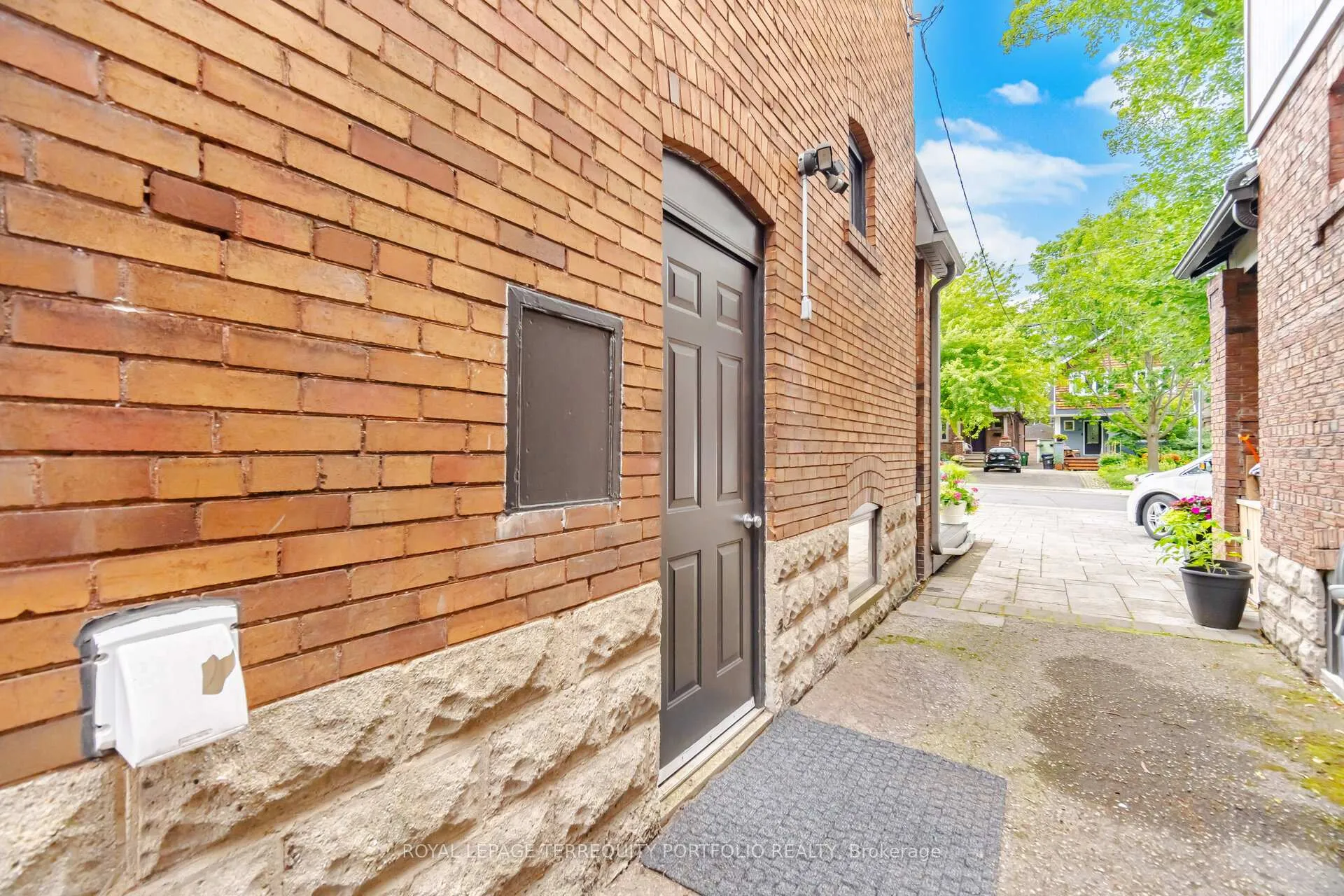 Photo 50 of 34 Donegall Drive, Toronto, Leaside — HOMEH