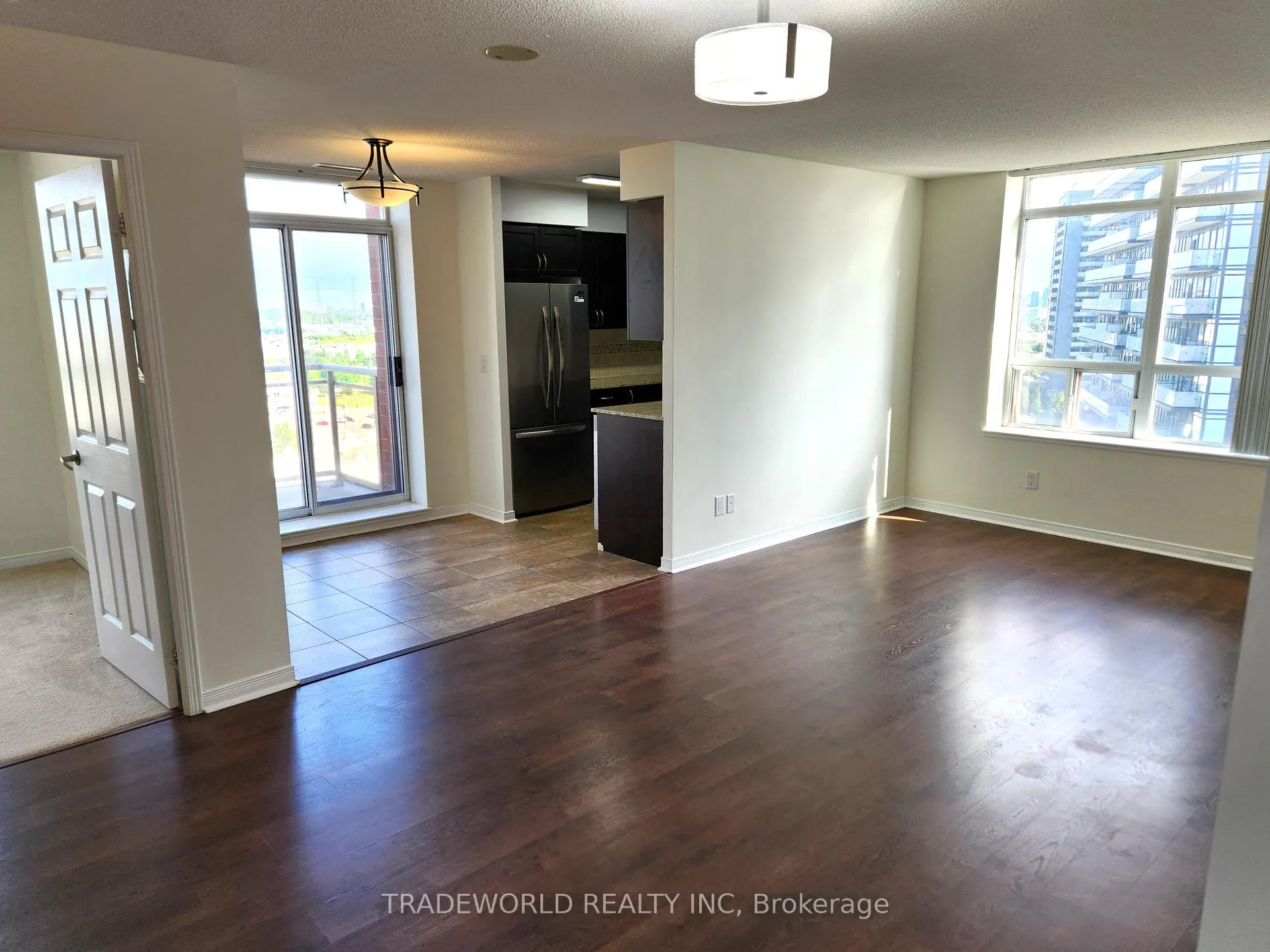 Photo 2 of Unit Ph4, 73 King William Crescent, Richmond Hill, Langstaff — HOMEH