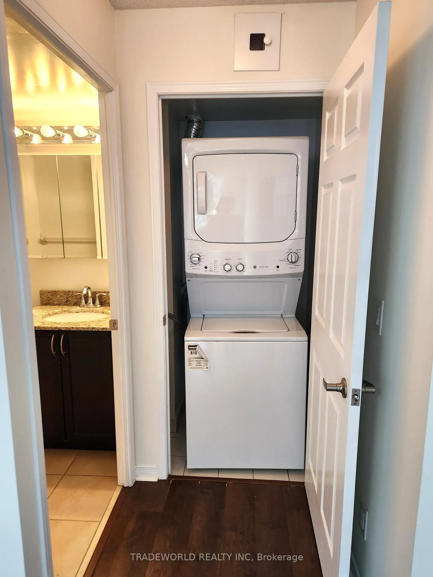 Photo 9 of Unit Ph4, 73 King William Crescent, Richmond Hill, Langstaff — HOMEH