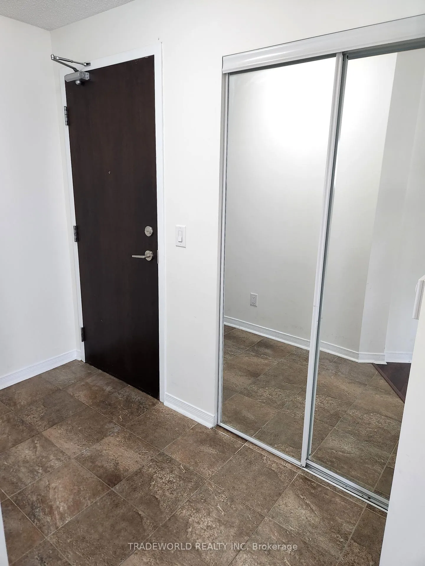 Photo 10 of Unit Ph4, 73 King William Crescent, Richmond Hill, Langstaff — HOMEH