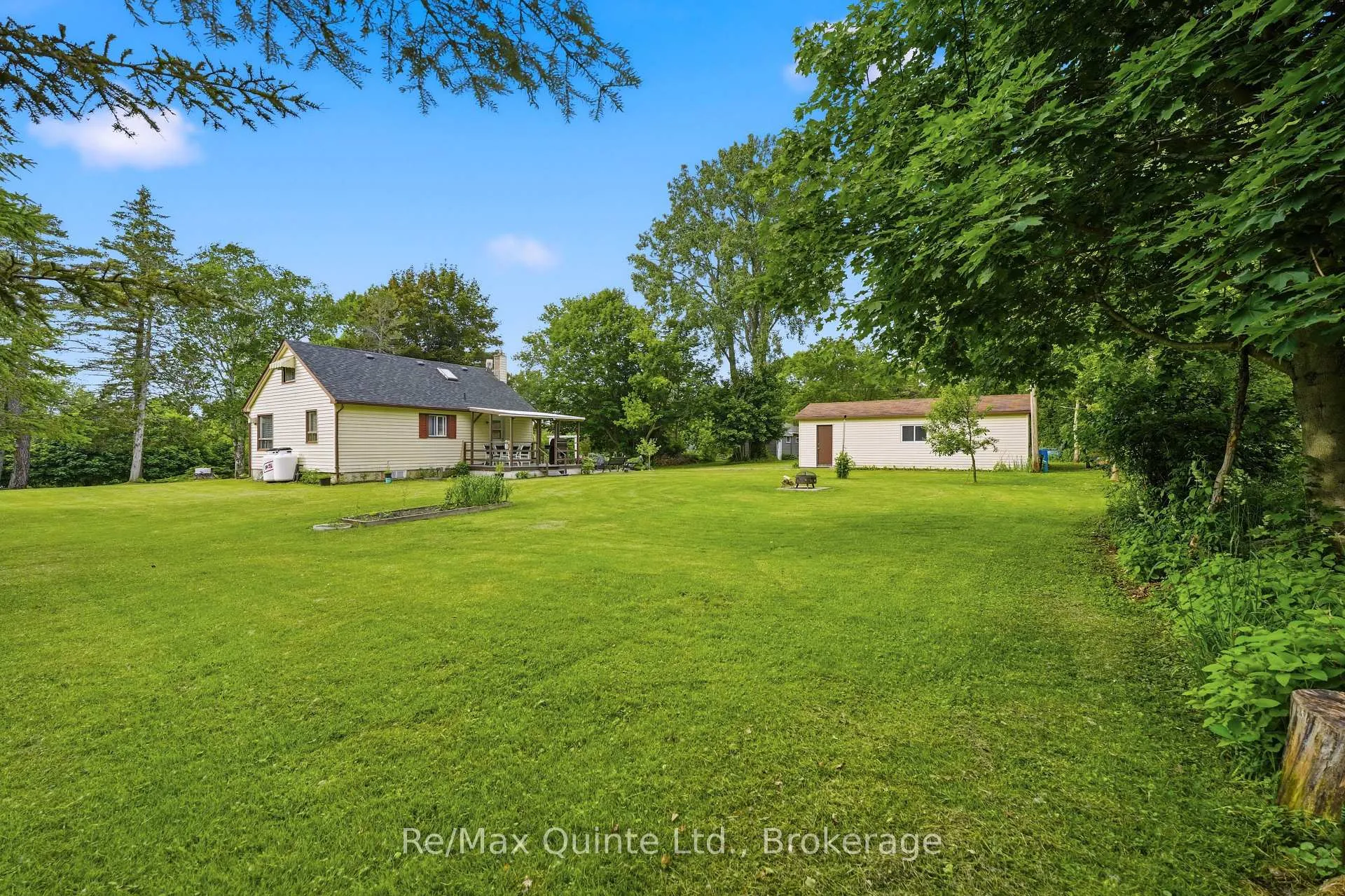 Photo 41 of 97C County Road 18, Prince Edward County, Athol Ward — HOMEH